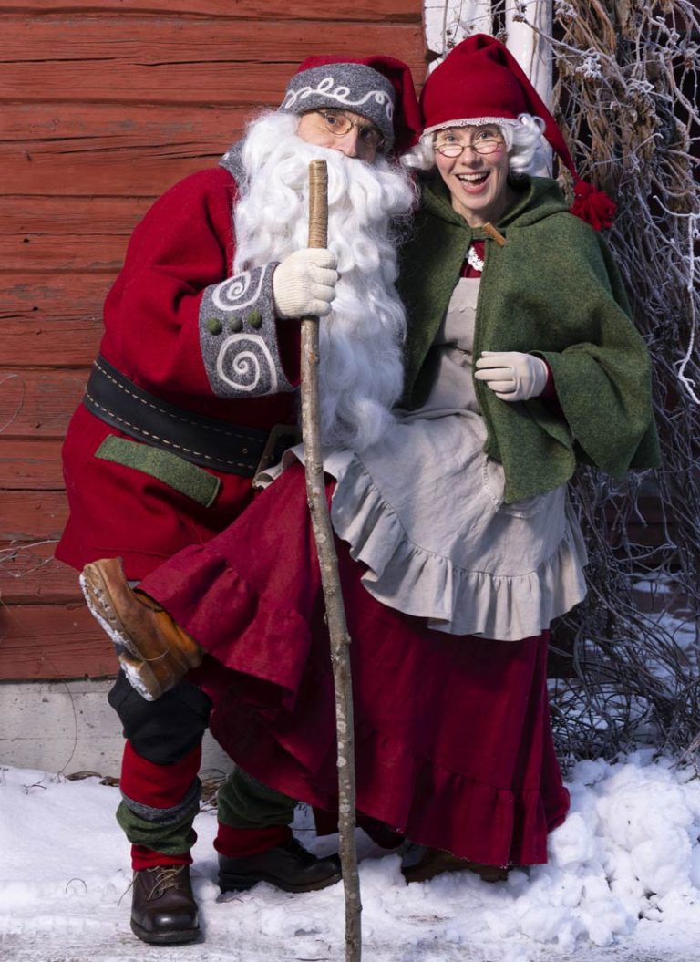 Joulutapahtuma Kuopio Joulupukki ja joulumuori