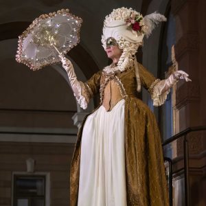 Historian elävöityshahmo madame de Savorelle